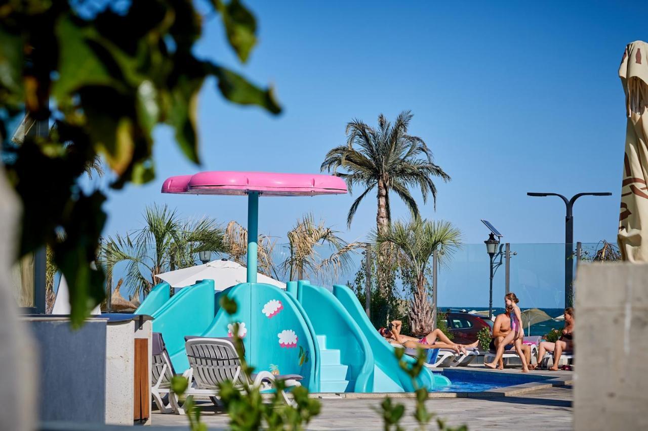 Sea Love Apt Spa N Pools Beach Resort Năvodari Extérieur photo