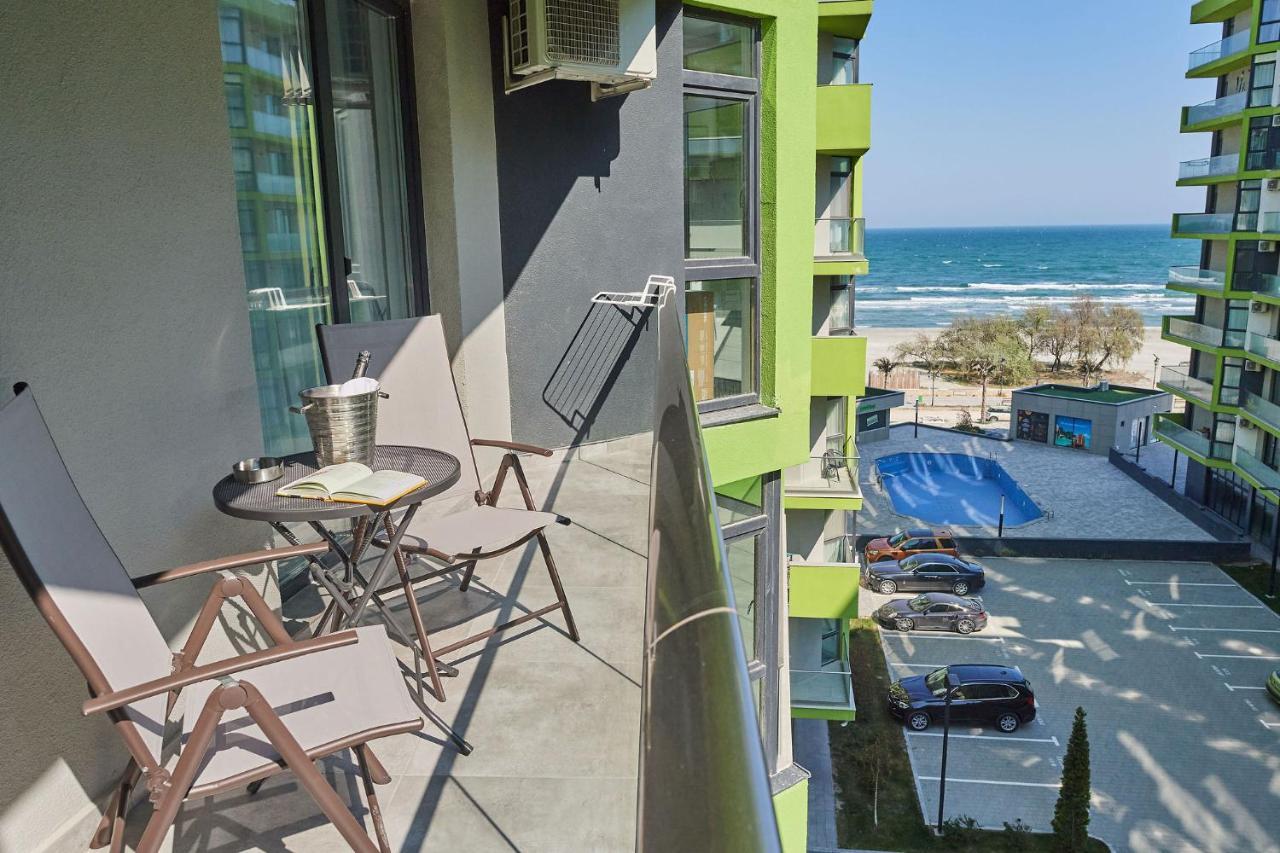 Sea Love Apt Spa N Pools Beach Resort Năvodari Extérieur photo