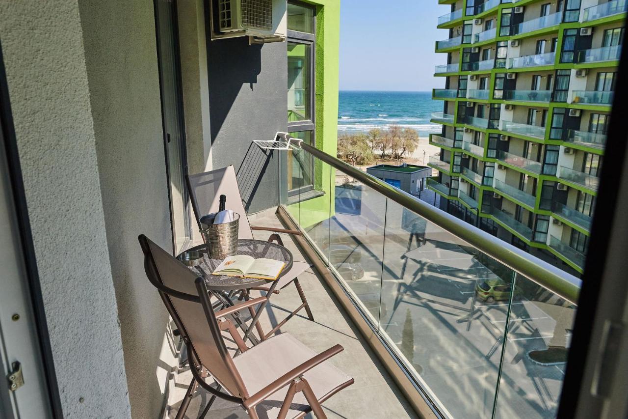 Sea Love Apt Spa N Pools Beach Resort Năvodari Extérieur photo
